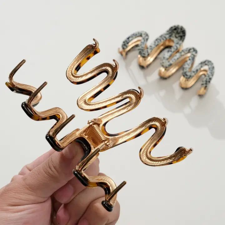 Willow Large Squiggle Metal Claw Clip